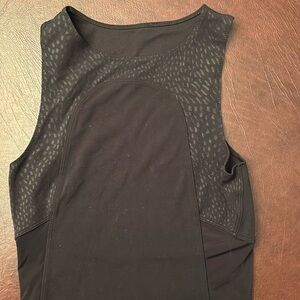Lululemon - Nulu tank top size 2